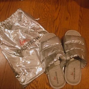 🔮Nordstrom LIMITED EDITION silver slippers nwot